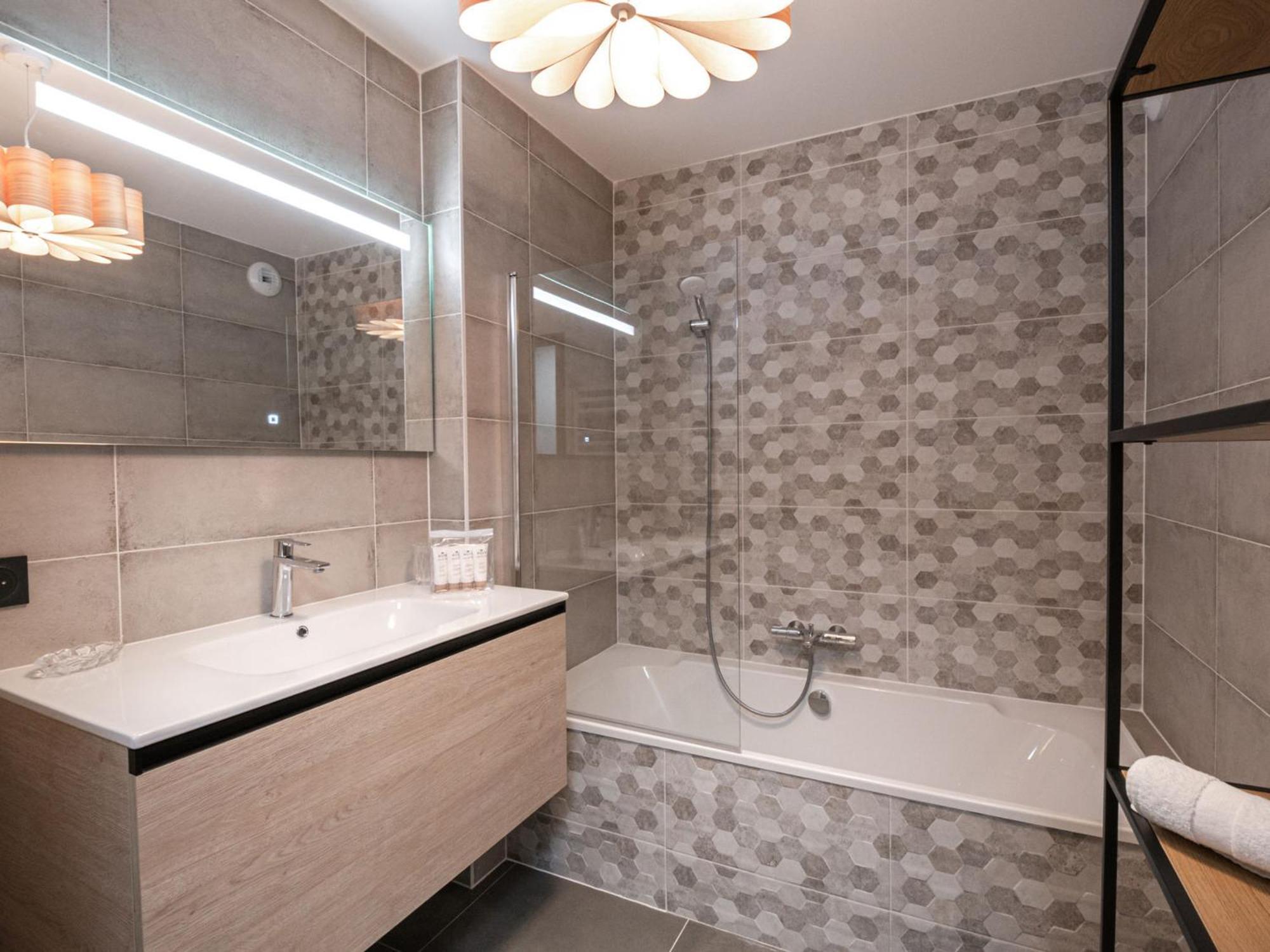 Moderne Avec Sauna, Balcon Et Parking A - Fr-1-343-246 Chamonix Mont Blanc